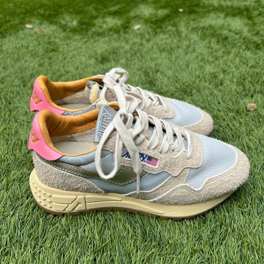 Autry Beige and Pink Sneakers - Picture 5 of 9